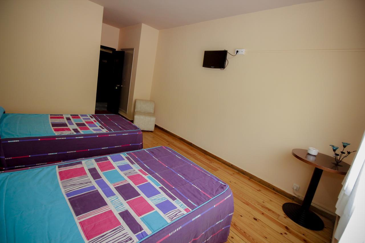 Hotel As Termas Ourense Esterno foto